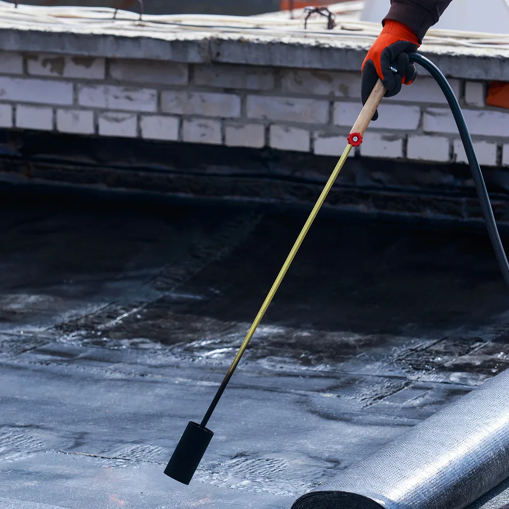Membrane EPDM ou PVC : quelle étanchéité choisir pour un toit plat à Châteney ?